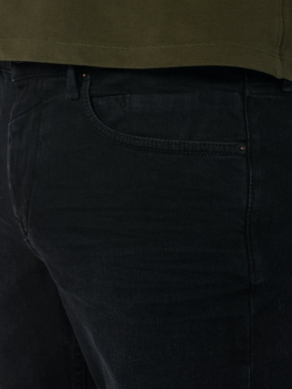 REGULAR FIT STRETCH BLACK DENIM RESPONSIBLE CHOICE