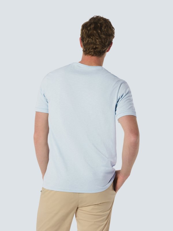 ROUND NECK SLUB T-SHIRT WITH ROLLED SLEEVE CUFFS AND SUBTLE LOGO PRINT