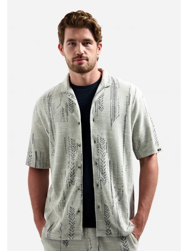 ΚΟΝΤΟΜΑΝΙΚΟ ΠΟΥΚΑΜΙΣΟ TEXTURED JACQUARD