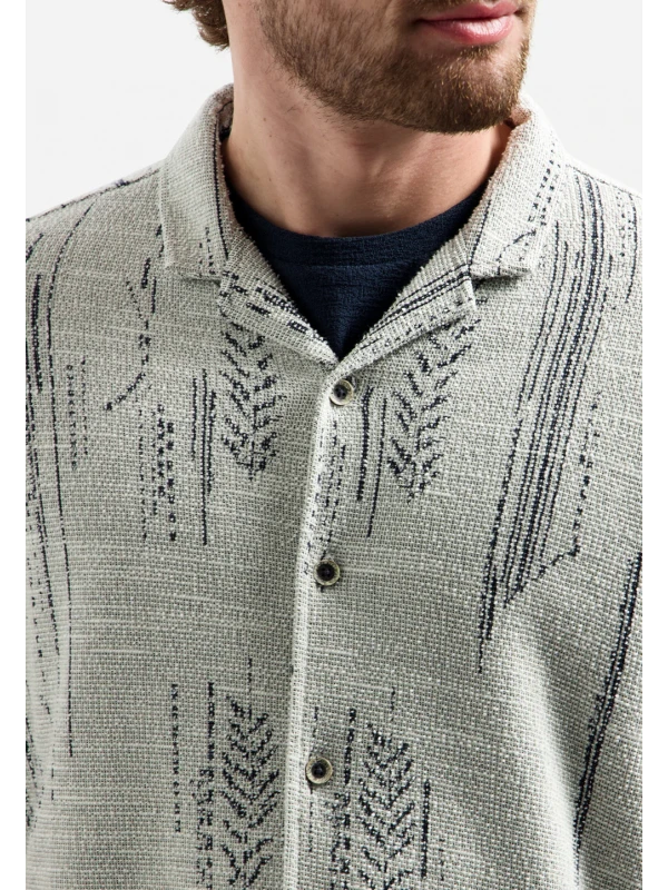 ΚΟΝΤΟΜΑΝΙΚΟ ΠΟΥΚΑΜΙΣΟ TEXTURED JACQUARD