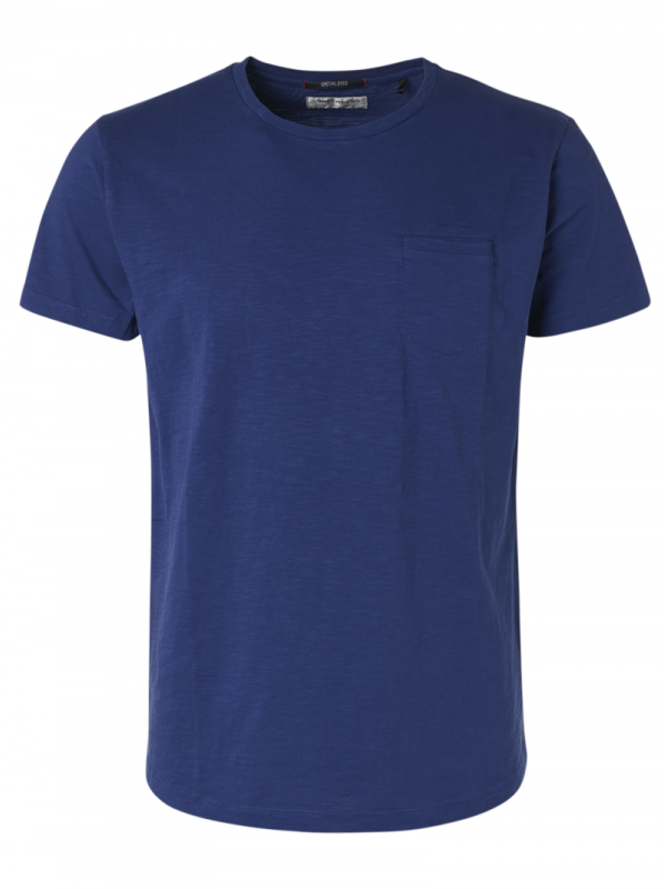 ΜΟΝΟΧΡΩΜΟ T-SHIRT ΑΠΟ ΒΑΜΒΑΚΕΡΗ ΦΛΑΜΑ SLUB YARN GARMENT DYED ΜΕ ΤΣΕΠΑΚΙ