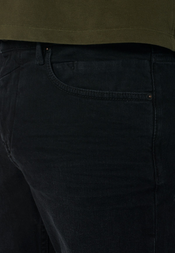 REGULAR FIT STRETCH BLACK DENIM RESPONSIBLE CHOICE