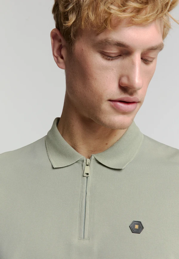 POLO ZIP PIQUE GARMENT DYED