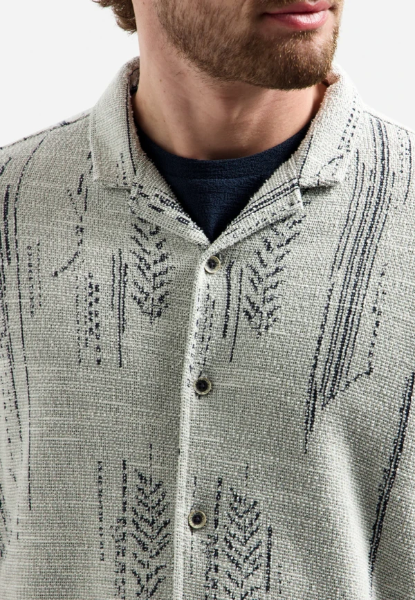 ΚΟΝΤΟΜΑΝΙΚΟ ΠΟΥΚΑΜΙΣΟ TEXTURED JACQUARD