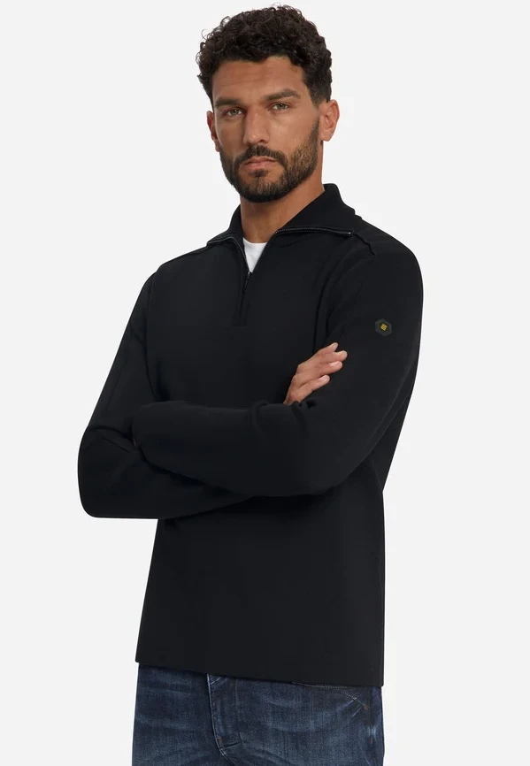 ΠΛΕΚΤΟ WING COLLAR HALF ZIP RELIEF